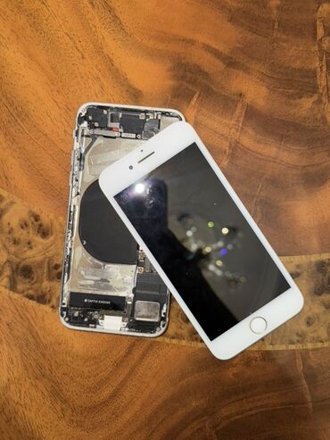телефоны бу: IPhone 8, 256 GB, Ağ, Qırıq
