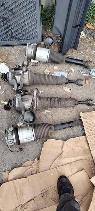megafon 12v: VAZDUSNO VESANJE ZA AUDI A8 OD 2002. DO 2012. GOD. | SERVIS I — 1