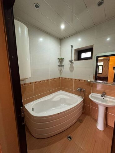 Həyət evləri və villaların satışı: 5 otaqlı, 200 kv. m, Yeni təmirli -da lalafo.az — 14 Həyət evləri və villaların satışı: 5 otaqlı, 200 kv. m, Yeni təmirli — 14