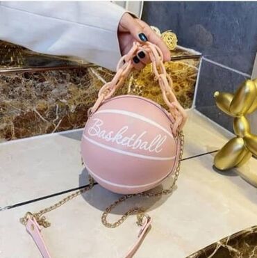 Стильная сумочка в форме мяча
Цвет розовый 
Новая