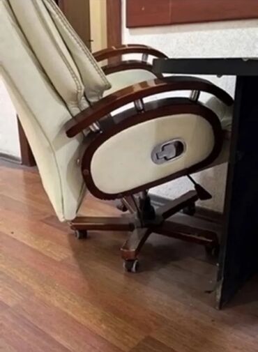 реставрация кожаных изделий: Ремонт, реставрация мебели