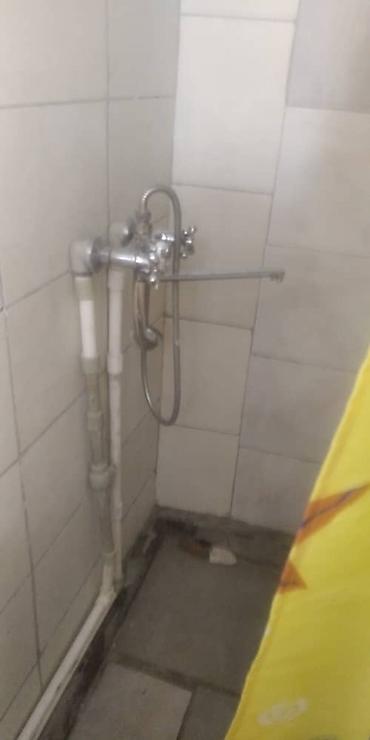 аренда старый толчок: СРОЧНО. Район Восток 5. Сдам небольшую комнату/жилое помещение с — 4