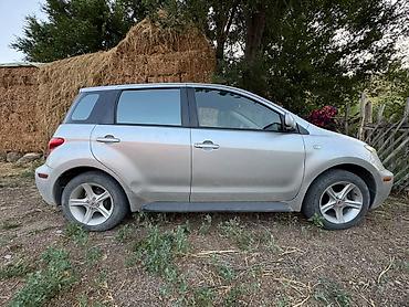 camry 55 se: Scion xA: 2005 г., 1.5 л, Автомат, Бензин, Хэтчбэк — 2
