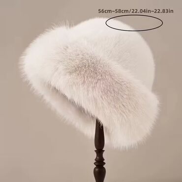 Kape: Ženska zimska kapa sa šiltom – elegantna beretka od mekanog veštačkog — 17