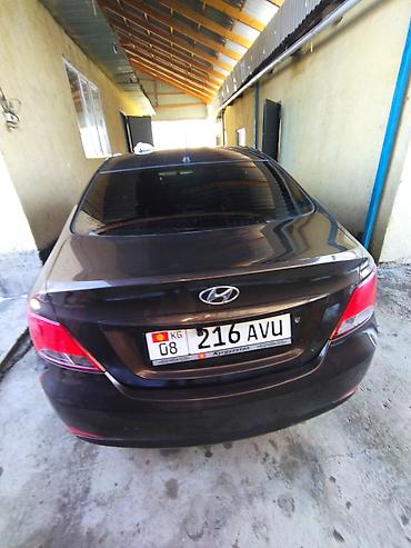 Унаа сатуу: Hyundai Solaris: 2016 г., 0.4 - engine capacity л, Кол менен иштөөчү, Бензин, Седан — 5