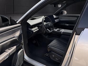 byd e6: Lixiang : 2026 г., 1.5 л, Автомат, Электромобиль, Кроссовер — 9