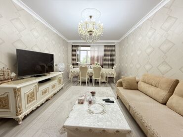 продается 2 х комнатная квартира: Mənzil Güllü bağ - Xarı bülbül şadlıq sarayının yanında yerləşir. 4