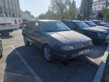 кузов каратыш: Volkswagen Passat: 1994 г., 2 л, Механика, Бензин, Седан