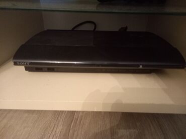 notbuk işlənmiş: SALAM ALEYKUM PS3 SUPER SLİM SATILIR ƏLA VƏZİYYƏTDƏDİR HEÇ BİR