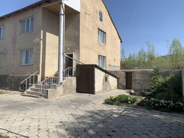 Посуточная аренда домов: 200 м², 4 комнаты, Амбарная, Утепленный, Парковка — 6