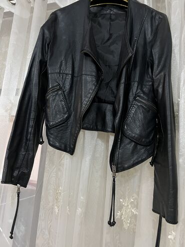 сланцы кожаные: Женская куртка S (EU 36), цвет - Черный