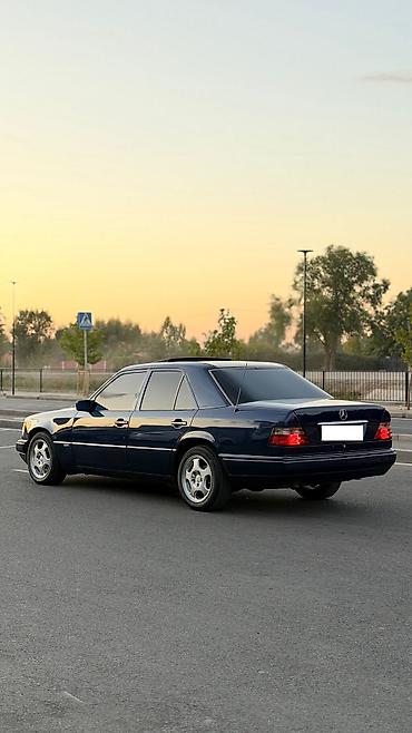 парог на мерс: Mercedes-Benz E-Class: 1994 г., 2.2 л, Механика — 5