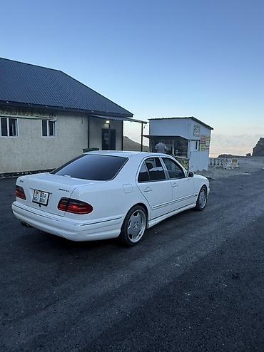 шина 255 55 19: Mercedes-Benz E-Class: 2001 г., 3.2 л, Автомат, Бензин, Седан — 4