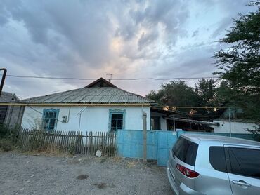 участок сатып алам: 75 м², 4 комнаты, Подвал, погреб, Забор, огорожен