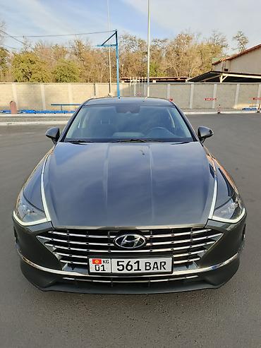 Hyundai Sonata: 2022 г., 2 л, Автомат, Гибрид, Седан