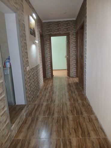 Uzunmüddətli kirayə evlər: 80 kv. m, 3 otaqlı, Qaz, İşıq, Su -da lalafo.az — 24 Uzunmüddətli kirayə evlər: 80 kv. m, 3 otaqlı, Qaz, İşıq, Su — 24