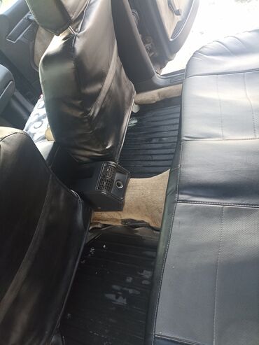 Audi: Audi 100: 1991 г., Седан — 8