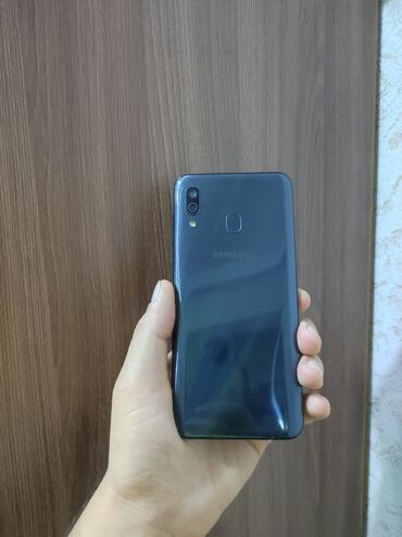 samsung s10 plus qiymeti irsad: Samsung A30, 32 GB, rəng - Boz, Zəmanət, Düyməli, Sensor