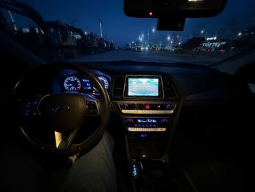 Hyundai: Hyundai Sonata: 2018 г., 2 л, Автомат, Газ, Седан — 15