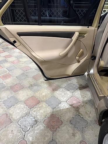maşın 010: Mercedes-Benz C-Class: 1.8 l | 1997 il Sedan — 10