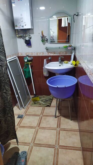 Köhnə tikili: Bakı, Yeni Günəşli Massiv A, 2 otaqlı, Köhnə tikili, 60 kv. m — 12