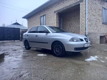 только продажа: Seat Cordoba: 2003 г., 1.4 л, Механика, Бензин, Седан