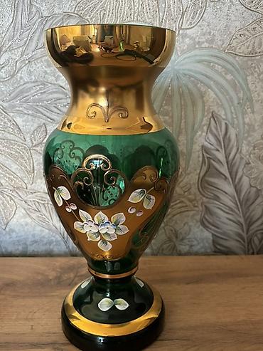 Bir vaza, Bogem şüşəsi