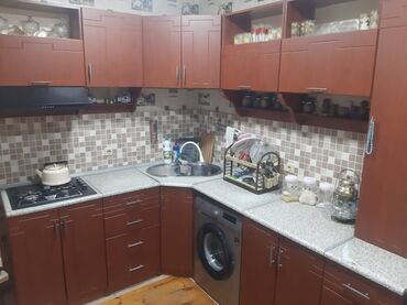 Mebel: Əvvəla salam mətbəx mebeli satılır yaxşı materialdı real alıcılar