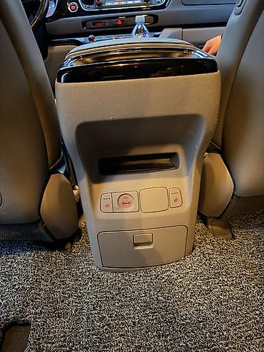 Kia: Kia Carnival: 2020 г., 3.5 л, Газ — 11