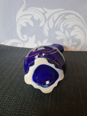 Ostalo posuđe: Bokal porcelan,kobalt,pozlata iz 70ih. Bokal ukrasni nigde — 10