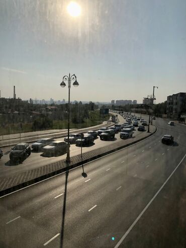 Mənzillər: Bakı, Ağ şəhər, 3 otaqlı, Köhnə tikili, m. Xətai, 70 kv. m