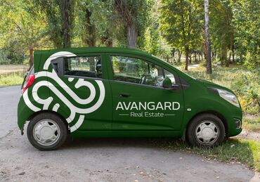 Графические дизайнеры: Графический дизайнер. 23 — 5