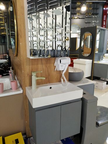 Digər santexnikalar: Hamam üçün lavabo dəsti - Kompakt asma şkaf + üst lavabo
