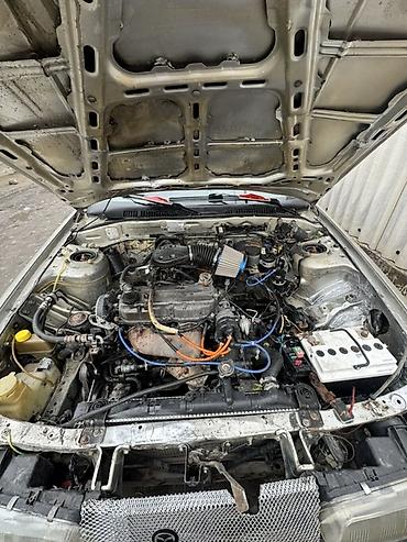 Mazda: Mazda 626: 1988 г., 2 л, Механика, Бензин, Седан — 8