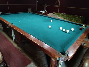 Бильярдные столы: Продаю бильярдный стол размер 3.25*1.95(не китайский,не мрамор)дерево — 22