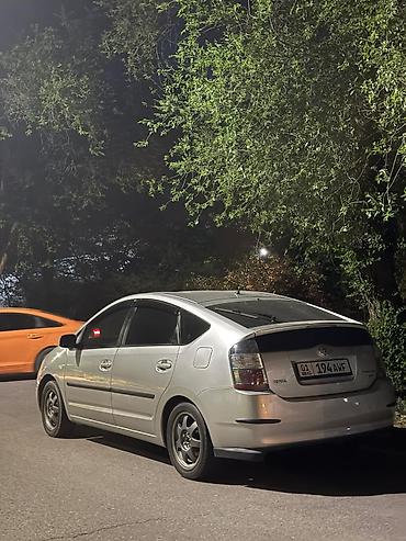 320: Toyota Prius: 2004 г., 1.5 л, Вариатор, Гибрид, Хэтчбэк — 2