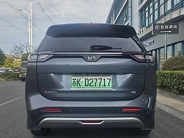 Weltmeister: Weltmeister W6, 2021 г., 68000 км, На заказ — 4