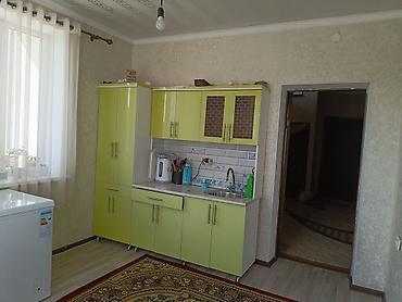 Продажа коттеджей и домов: 6 комнат и более, 104 м², 8 соток, Бишкек, Учкун с. Собственник — 17