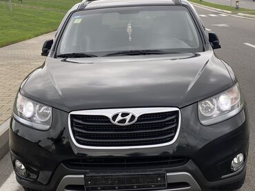 2 təkər: Hyundai Santa Fe: 2.4 l. | 2012 il Ofrouder/SUV