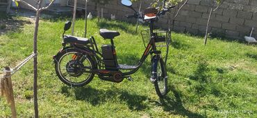 i̇kitəkərli velosipedlər: Teze elektron-velosiped Max:60 km/s Olar demek sürülməyib Yazanda