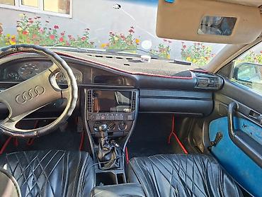 Унаа сатуу: Audi 100: 1992 г., 2 л, Кол менен иштөөчү, Бензин, Седан — 5