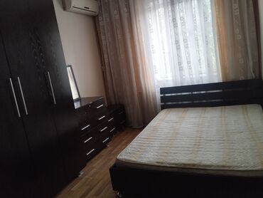 размеры прикроватных тумбочек в спальню: Спальный гарнитур, Б/у, Двуспальная кровать, Шкаф, Комод, Самовывоз, цвет - Коричневый