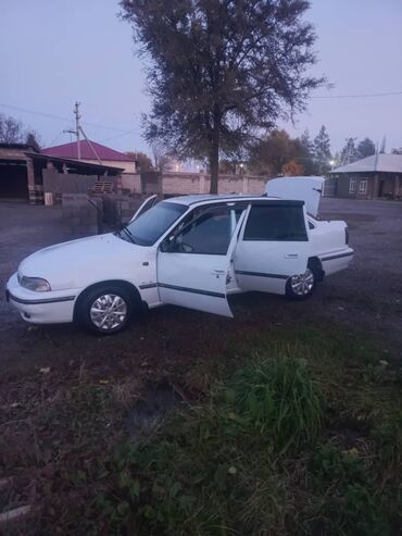 автомат матиз: Daewoo Nexia: 1997 г., 1.5 л, Механика, Седан