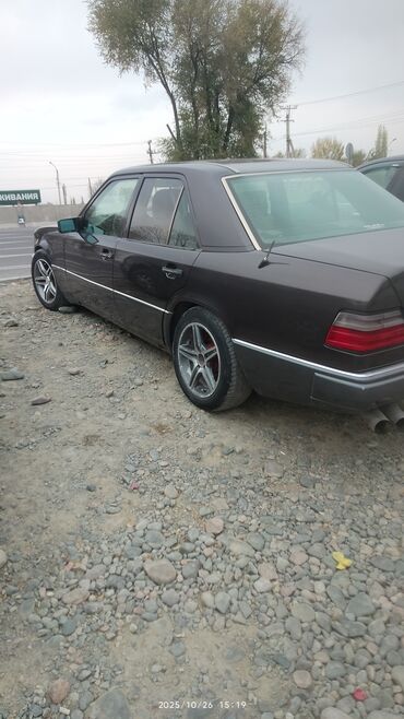 продажа киа карнивал: Mercedes-Benz E-Class: 1991 г., 2.2 л, Механика, Бензин, Седан