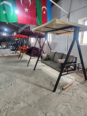 Качели: Bağ-baxça yelləncəkləri – dəmir konstruksiyalı, damlı model - — 1