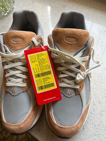 мужские б у кроссовки: New Balance оригинал 44 размер, новые заказывали с Южной Кореи, с