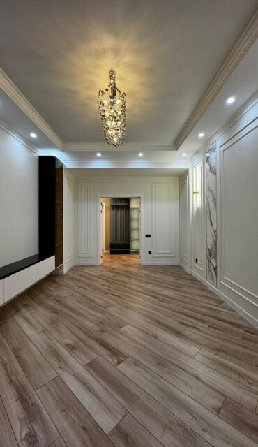 Продажа квартир: 2 комнаты, 77 м², 2 этаж, Дизайнерский ремонт