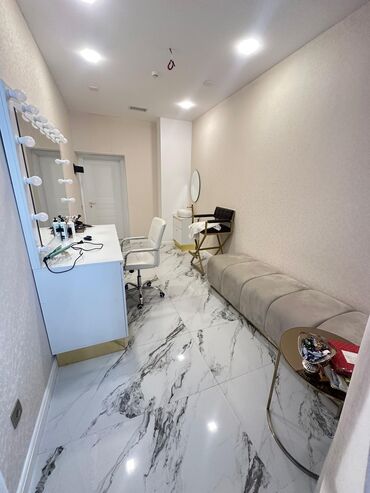 nizami rayonunda satilan heyet evleri: Elnarə Canlı Beauty Centerde İcarəyə Otaqlar Verilir