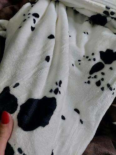 Ćebad i pokrivači: Set posteljina – prekrivač sa dve jastučnice - Trodimenzionalni — 8