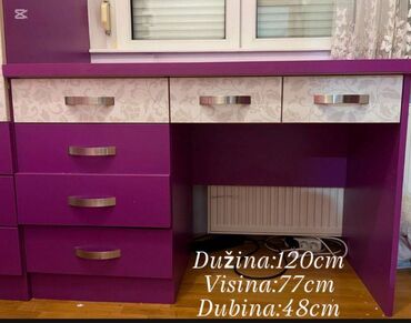 gipsane figure za dvoriste cene: Elegantan deciji set, radni sto, dva regala, trosed - Simpo